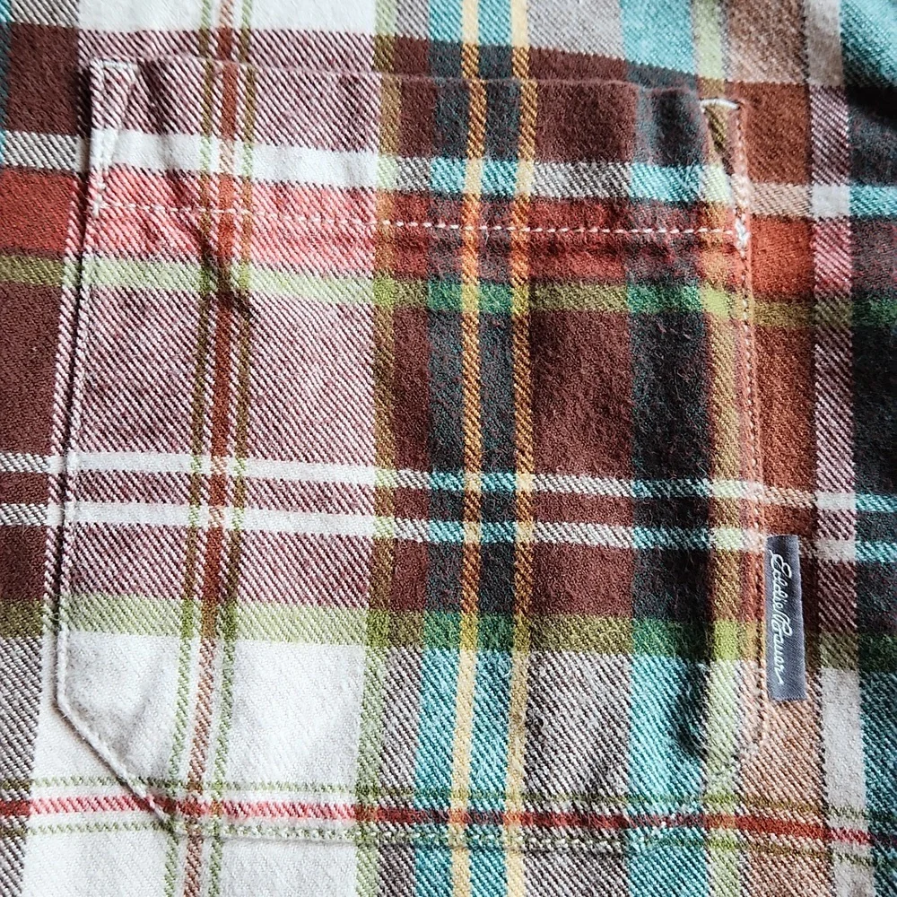 Eddie Bauer mens flannel button down plaid shirt size medium - Picture 6 of 9